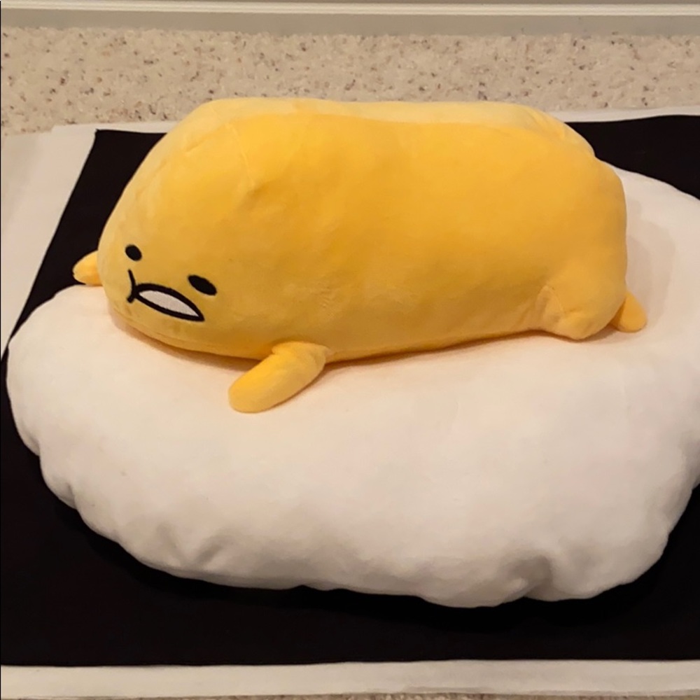 NWOT Gudetama the lazy egg pillow